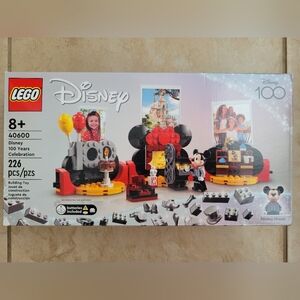LEGO Disney 100 Years Celebration Set #40600